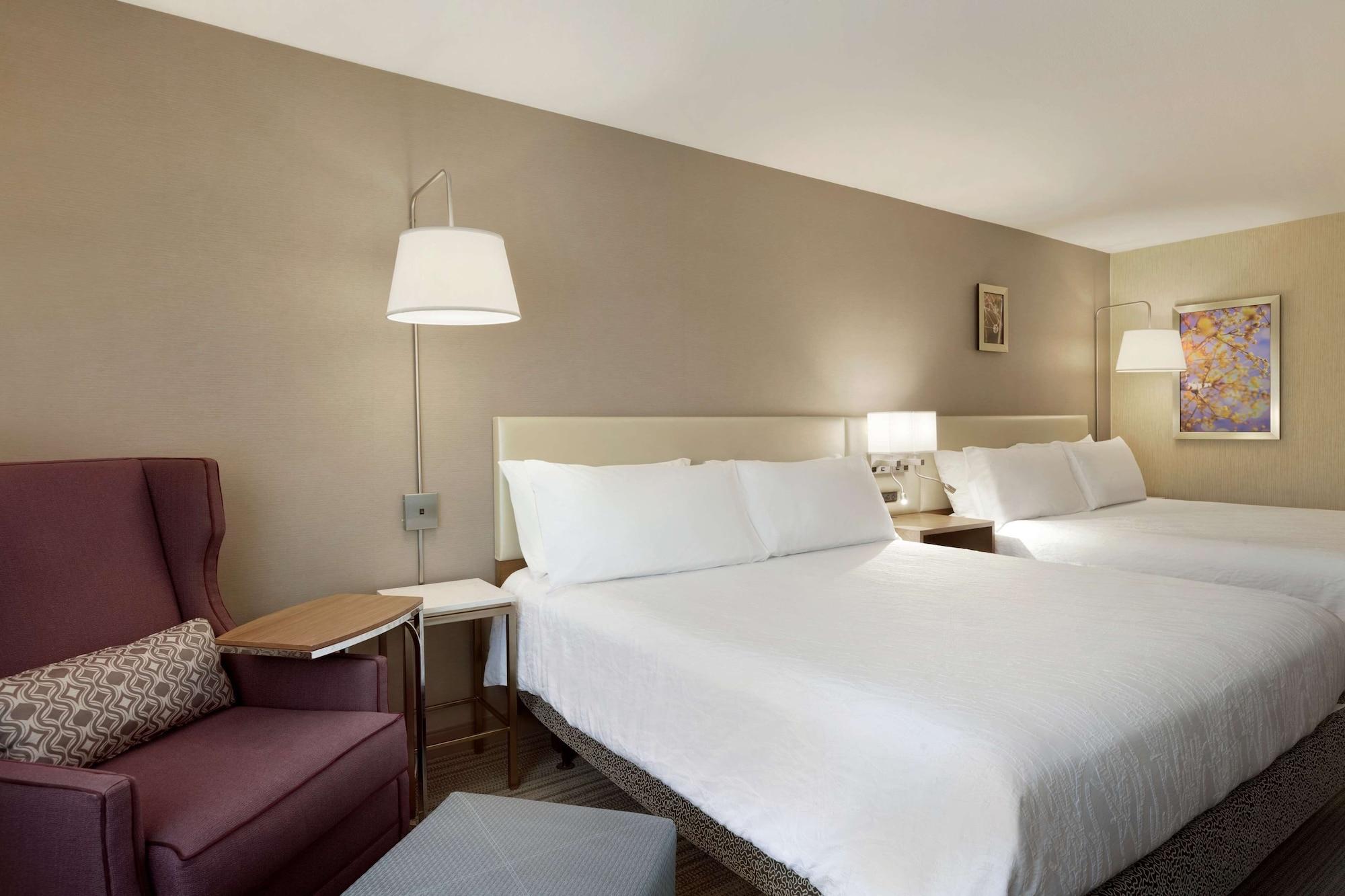 Hilton Garden Inn Roseville Exterior photo