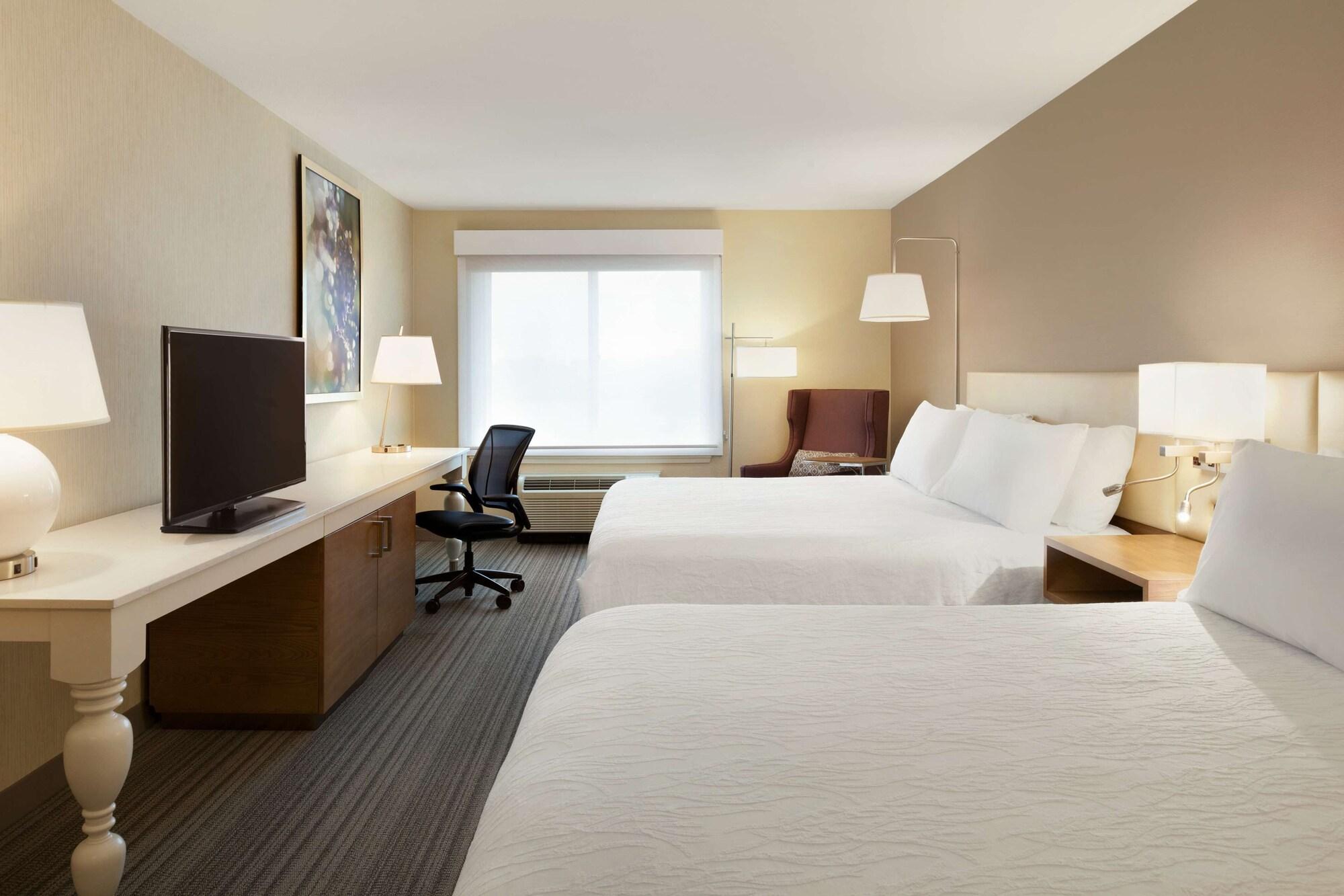 Hilton Garden Inn Roseville Exterior photo