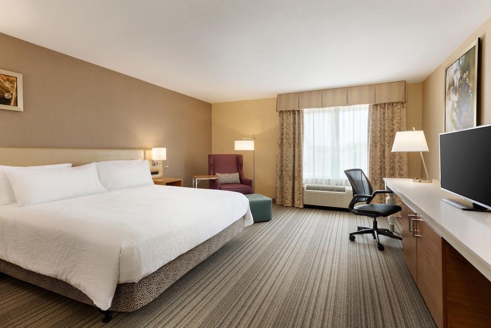Hilton Garden Inn Roseville Exterior photo