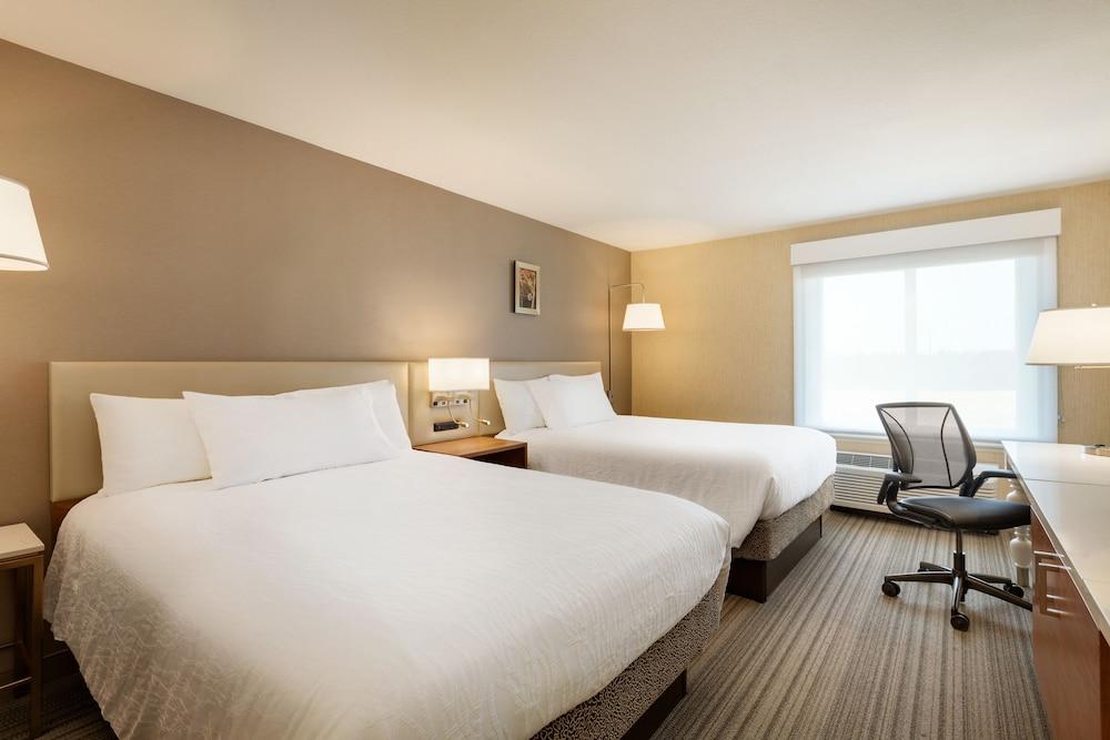 Hilton Garden Inn Roseville Exterior photo